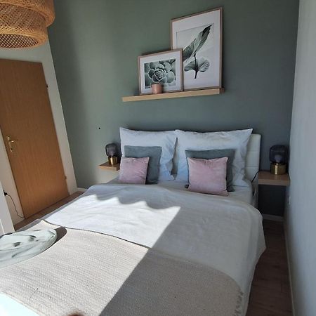 Ferienwohnung Mit 180° Meerblick Dobreć Eksteriør bilde