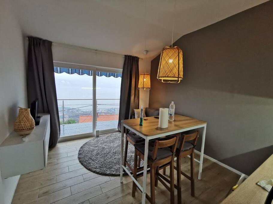Ferienwohnung Mit 180° Meerblick Dobreć Eksteriør bilde
